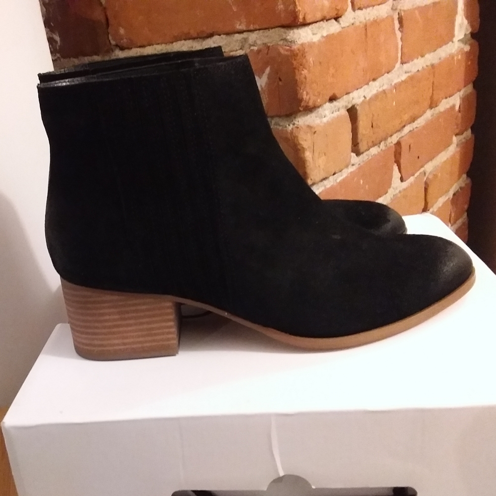 Aldo suede boots